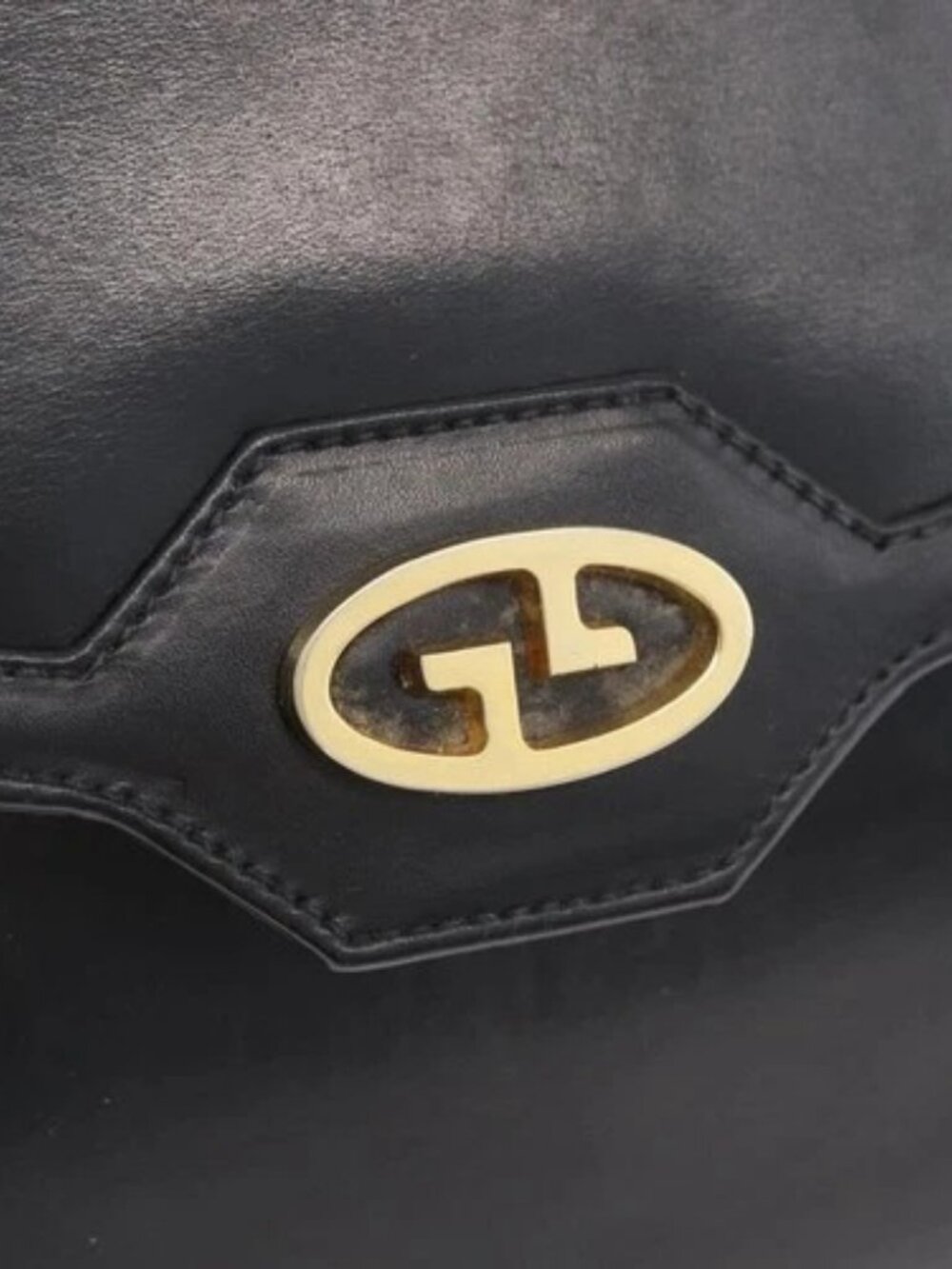 GUCCI Chain Shoulder Bag Leather Black Gold Auth 182515 - Picture 10 of 16